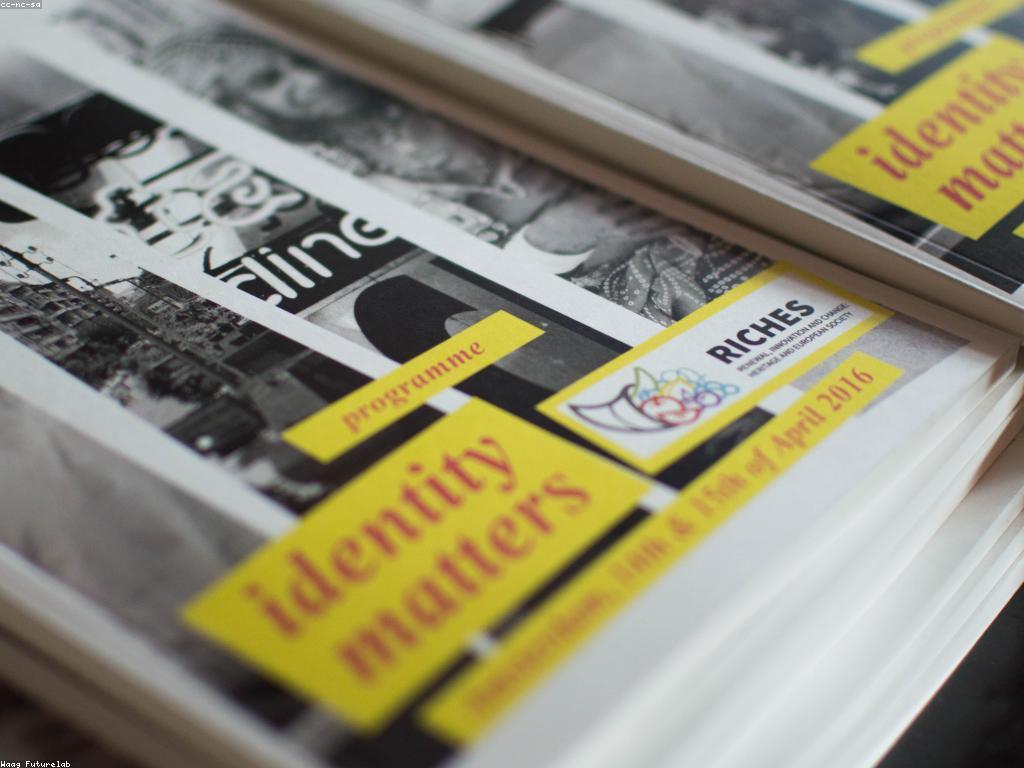 អត្តសញ្ញាណវប្បធម៌និងស្លត: ការបង្កើតស្នាដៃថ្មី